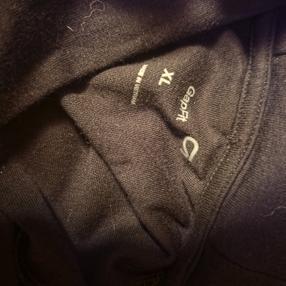 GAP  Black Long Sleeve Hoodie - Picture 3 of 3